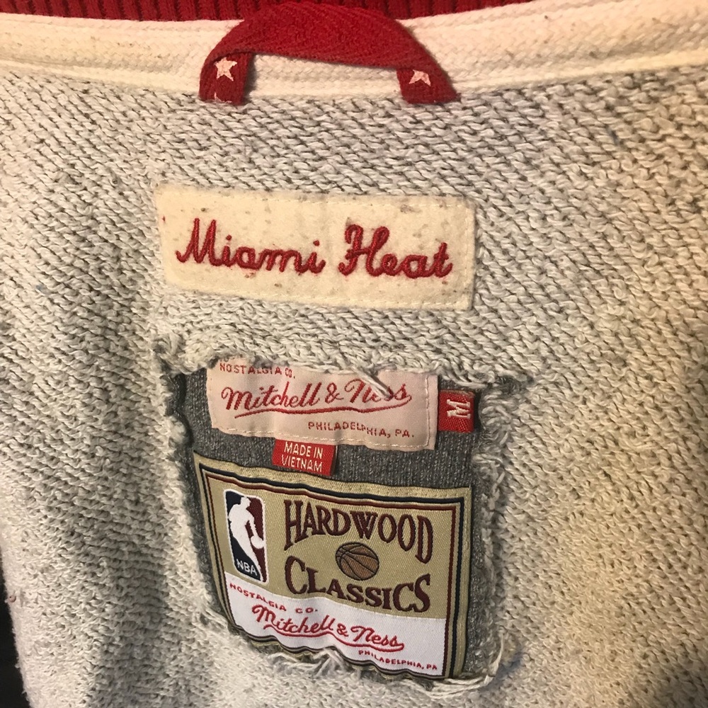 Vintage Mitchell&Ness Miami Heat Jacket - Picture 3 of 4